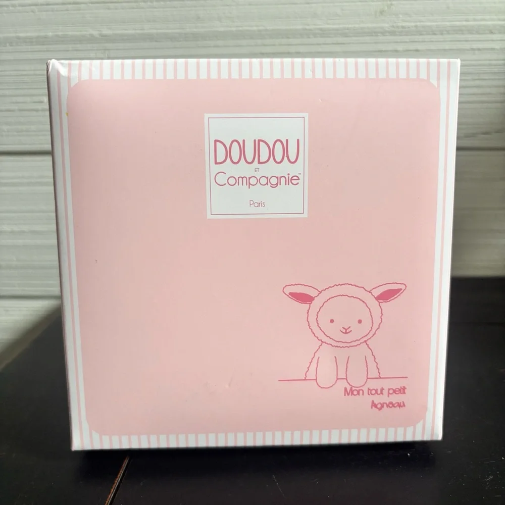 Doudou et Compagnie Paris Baby Lamb Booties Pink Soft Plush Rattle Slippers NEW